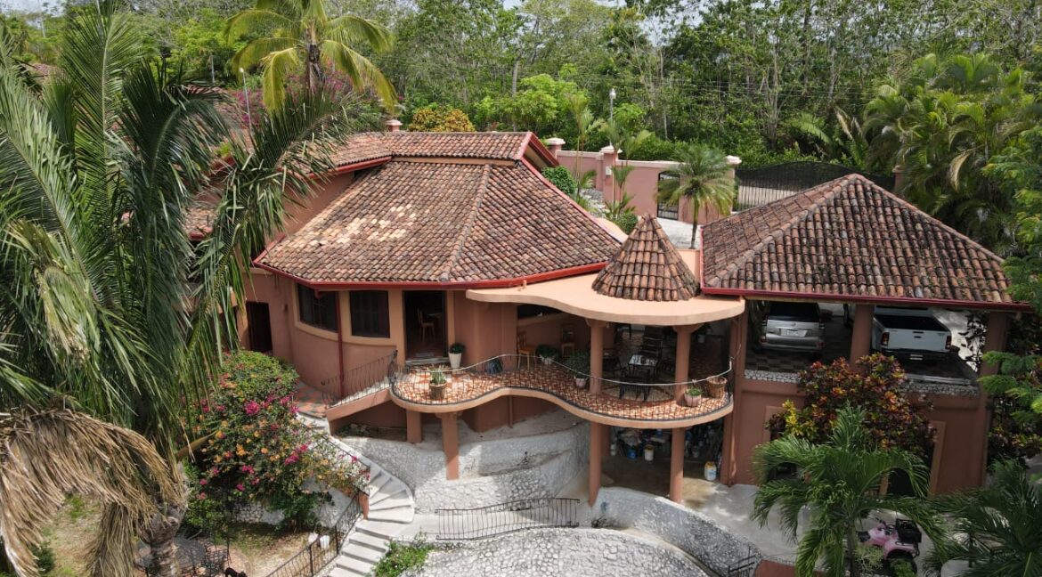 eb422485-19f0-4652-af8f-cca80039db81