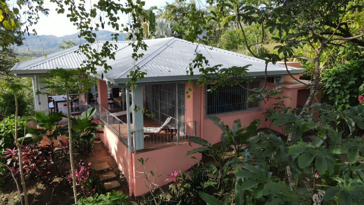 40d28332-0dd9-4a33-a095-c7393641e7cb