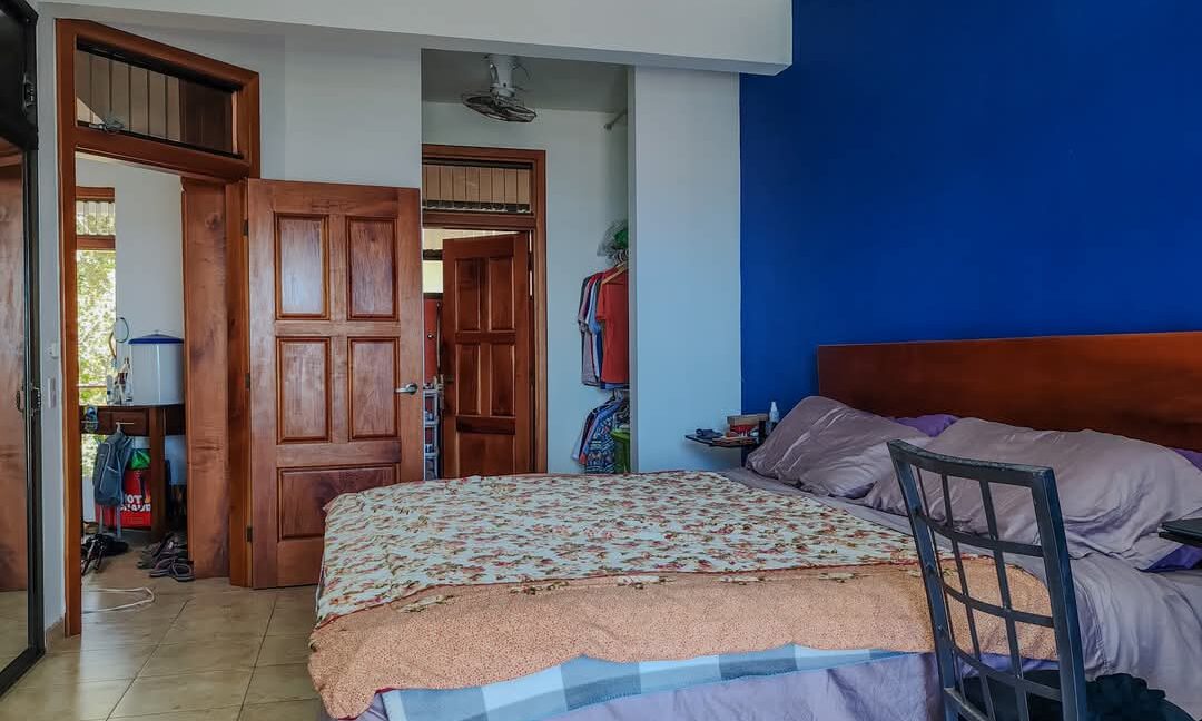 31d2b42d-2ae2-4b71-9471-1a7fe5fe2460