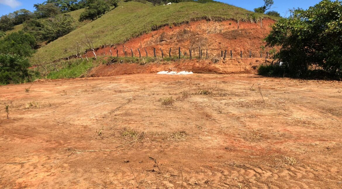 888f40b4-611a-4d5f-8998-d0584130aec6